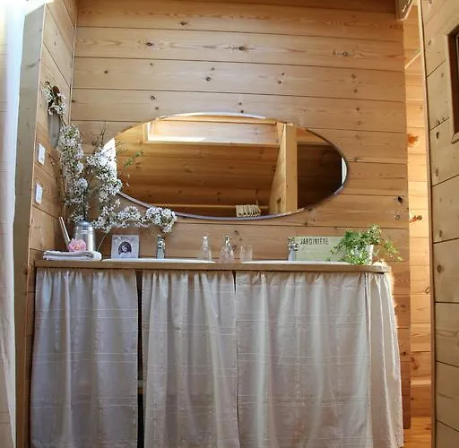 Maison Au Jardin Semesterbostad *