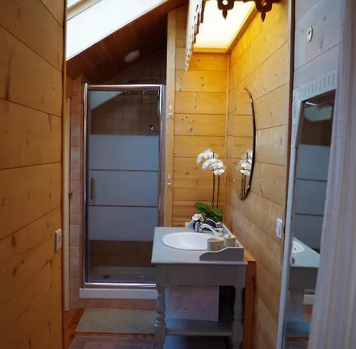 Semesterbostad Maison Au Jardin