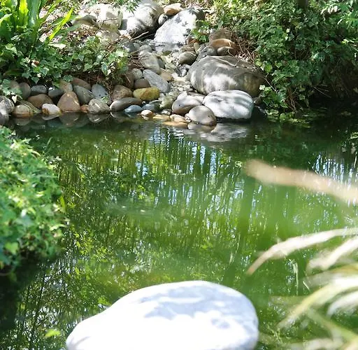 Semesterbostad Maison Au Jardin