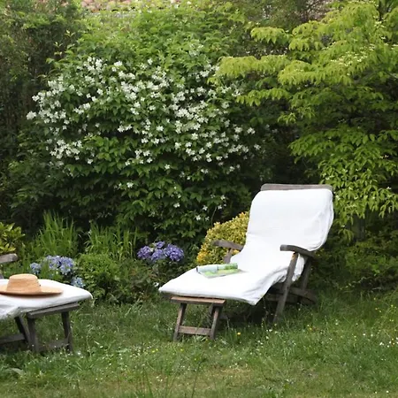 度假居 Maison Au Jardin 比斯卡罗斯
