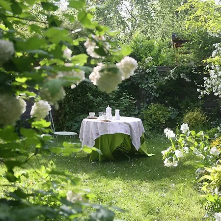 度假居 Maison Au Jardin 比斯卡罗斯