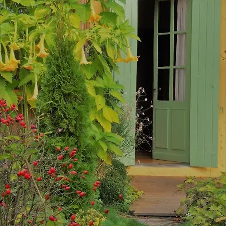Maison Au Jardin 比斯卡罗斯
